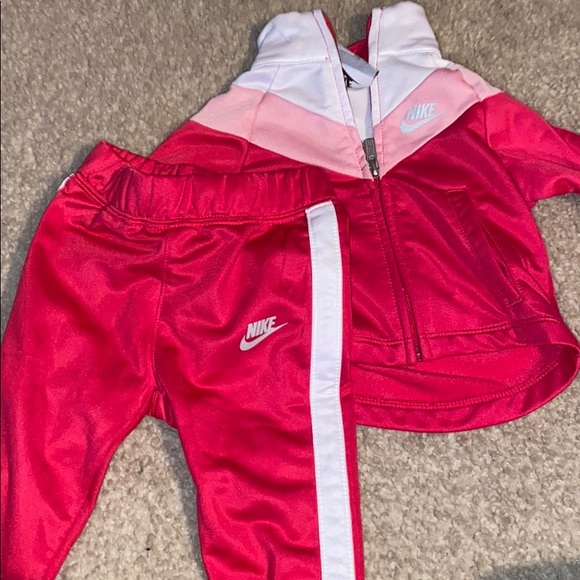 matching sets nike